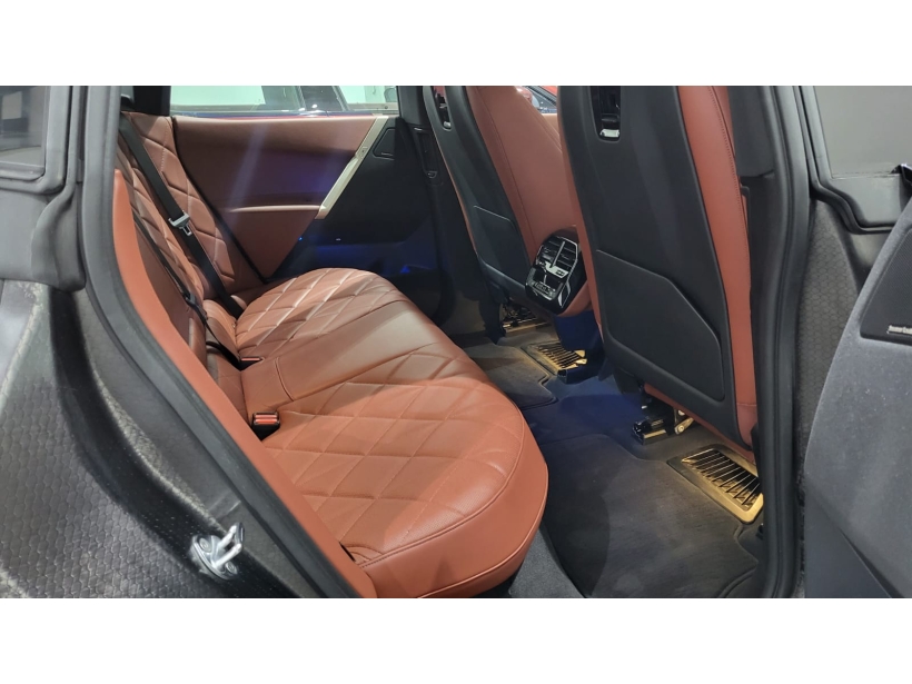 BMW iX xDrive40