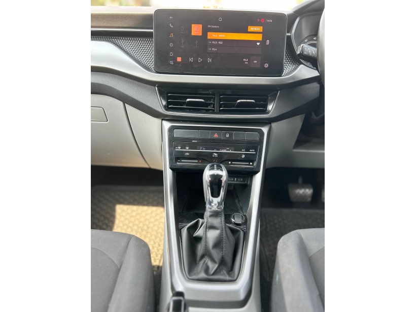 Skoda Kushaq Ambition 1.0L TSI AT