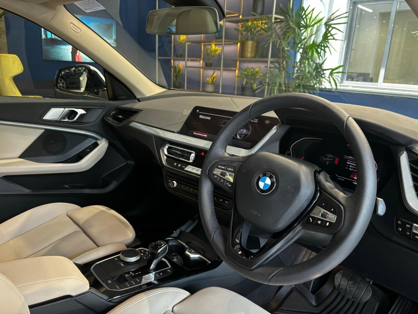 BMW 2 Series 220i M Sport