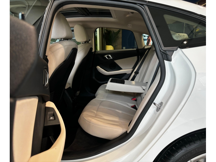 BMW 2 Series 220i M Sport