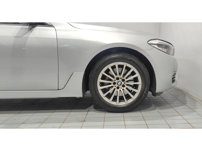 BMW 6 Series GT 630i Luxury Line