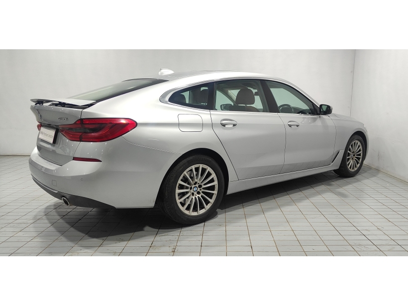 BMW 6 Series GT 630i Luxury Line