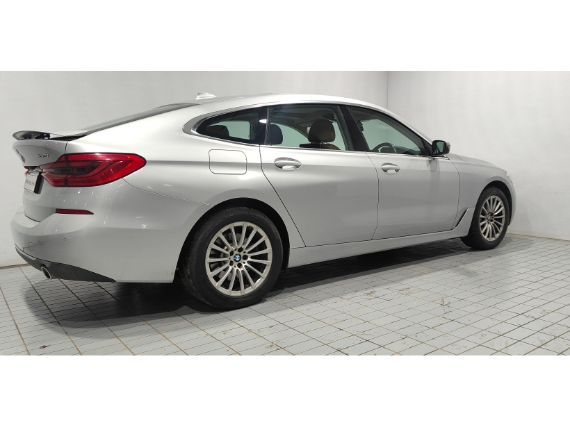 BMW 6 Series GT 630i Luxury Line