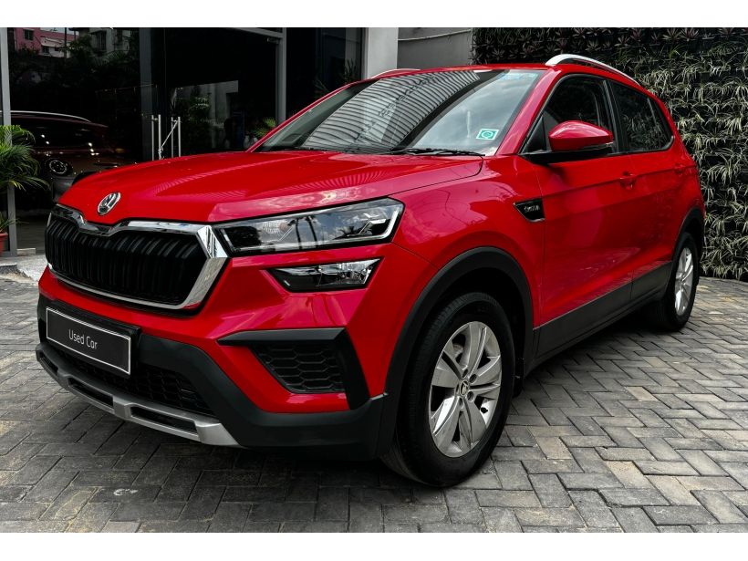 Skoda Kushaq Ambition 1.0L TSI MT