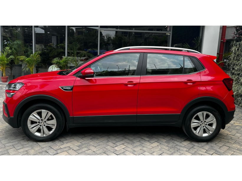 Skoda Kushaq Ambition 1.0L TSI MT
