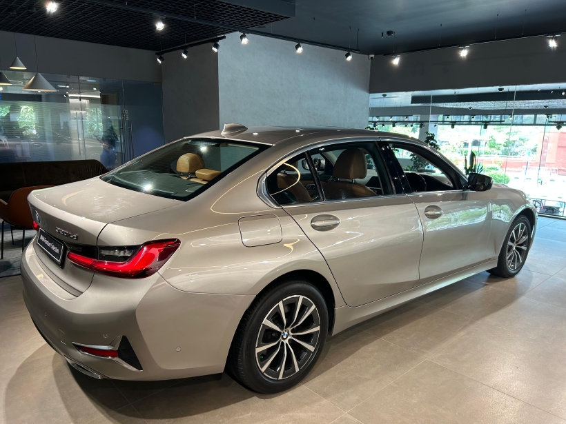 BMW 3 Series Gran Limousine 320Ld Luxury Line