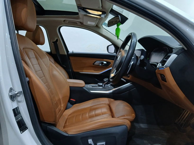 BMW 3 Series Gran Limousine 320Ld Luxury Line