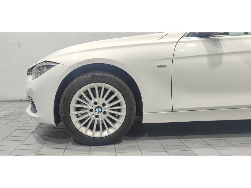BMW 3 Series 320d Edition Luxury