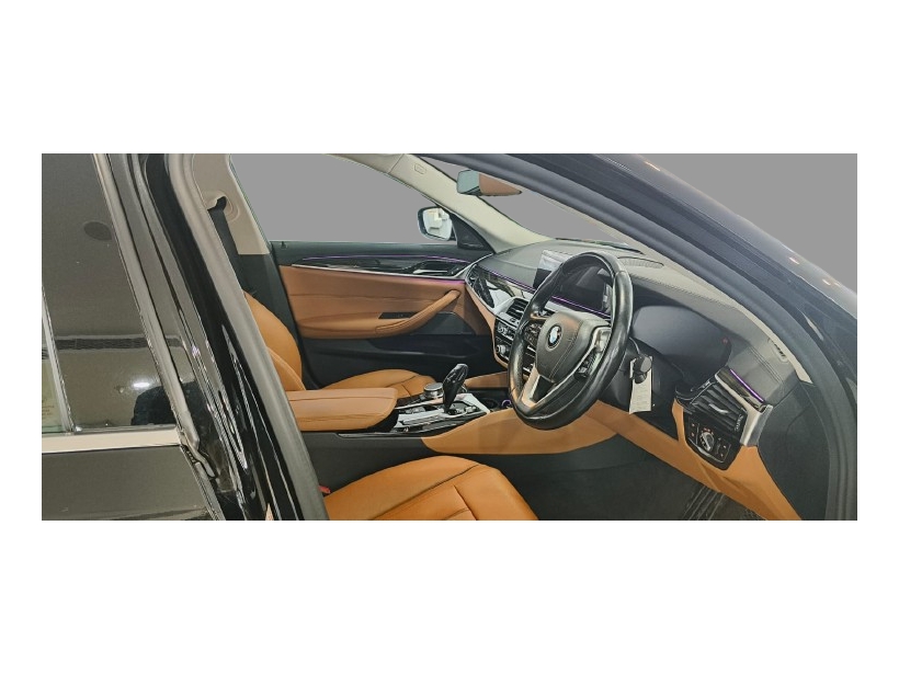 BMW 5 Series 520d Luxury Line