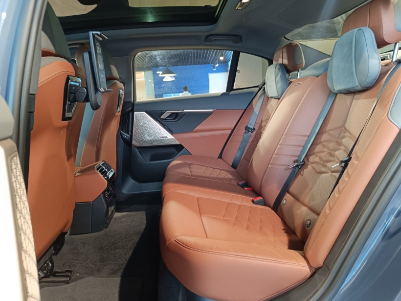 BMW 5 Series 530Li M Sport