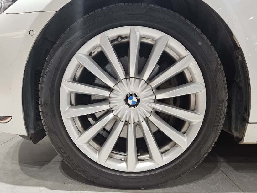BMW 7 Series 740Li DPE Signature