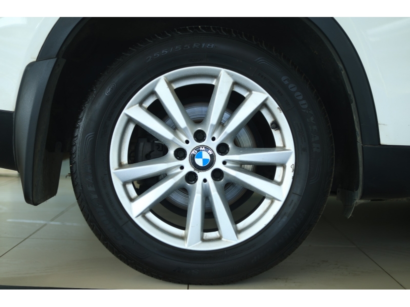 BMW X5 xDrive30d Design Pure Experience