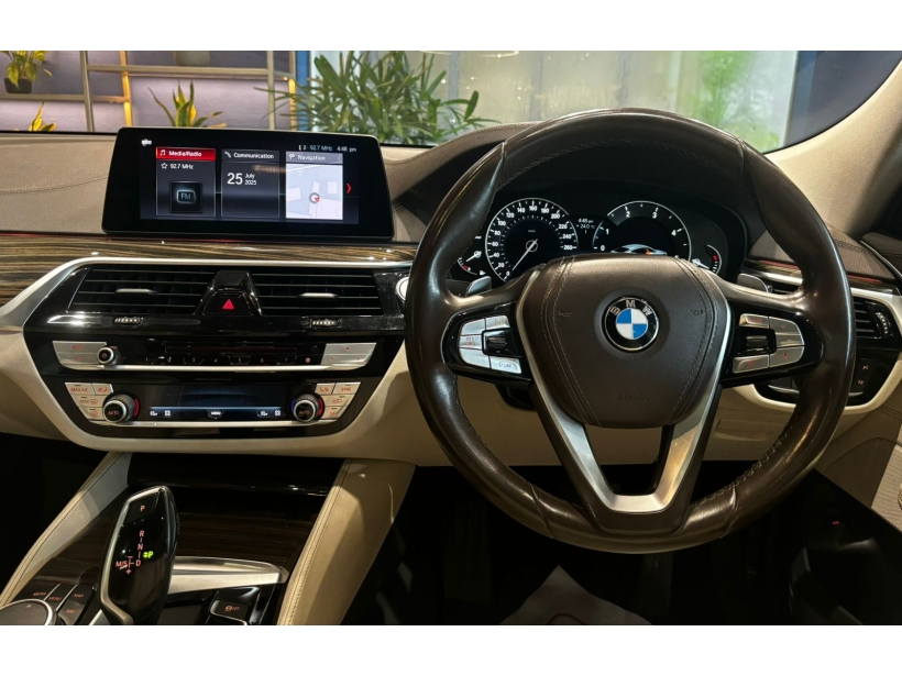 BMW 6 Series GT 620d Luxury Line