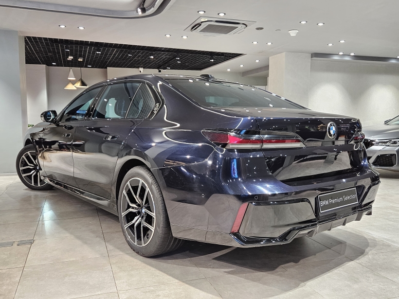 BMW 7 Series 740i M Sport
