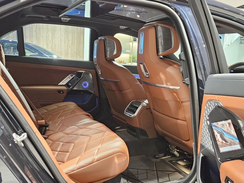 BMW 7 Series 740i M Sport