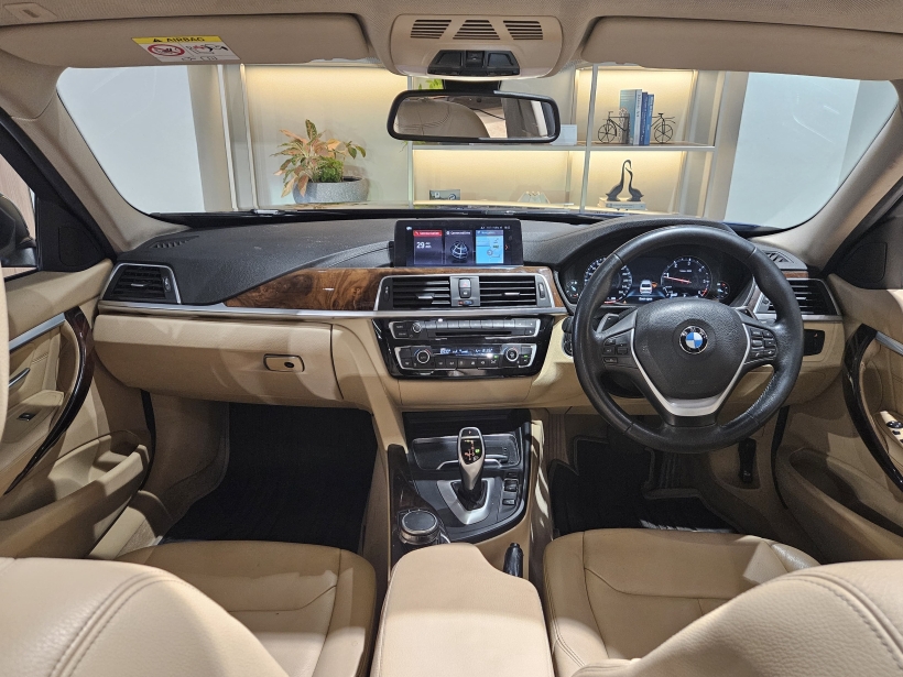 BMW 3 Series 320d