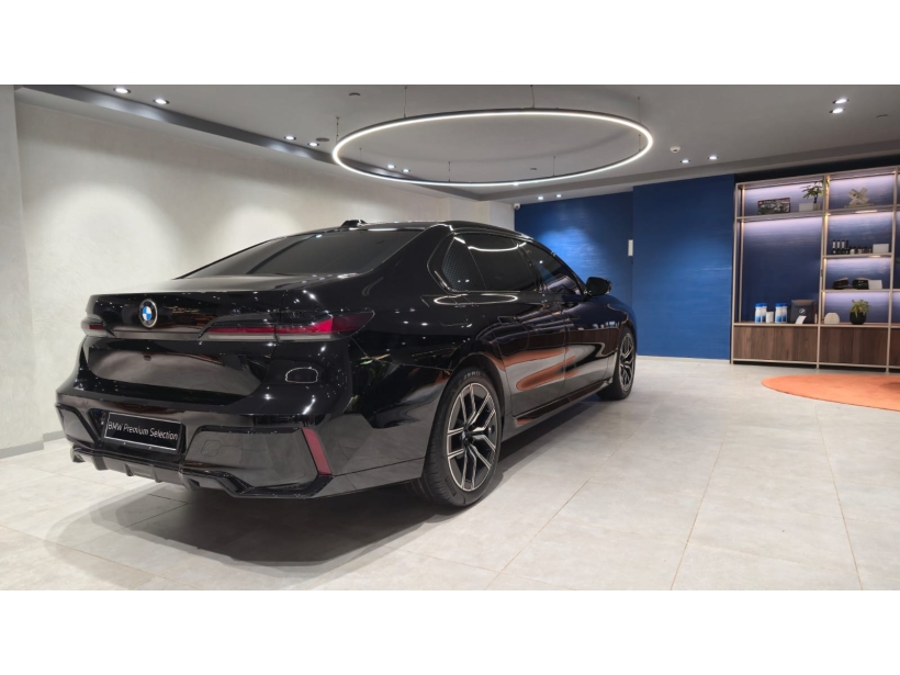 BMW 7 Series 740i M Sport