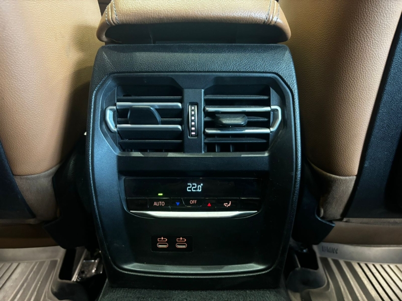 BMW 3 Series Gran Limousine 330Li M Sport