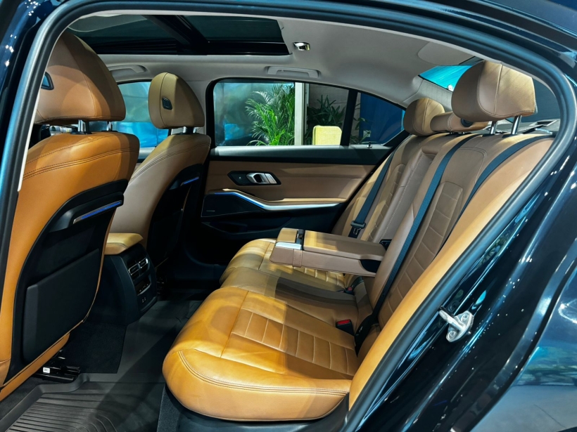 BMW 3 Series Gran Limousine 330Li Luxury Line BMW 3 Series Gran Limousine 330Li Luxury Line