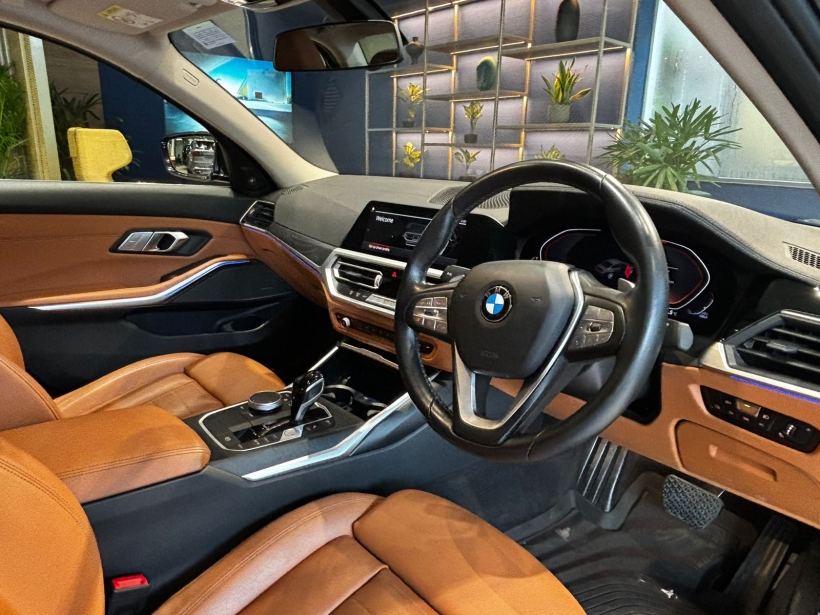 BMW 3 Series Gran Limousine 330Li Luxury Line BMW 3 Series Gran Limousine 330Li Luxury Line