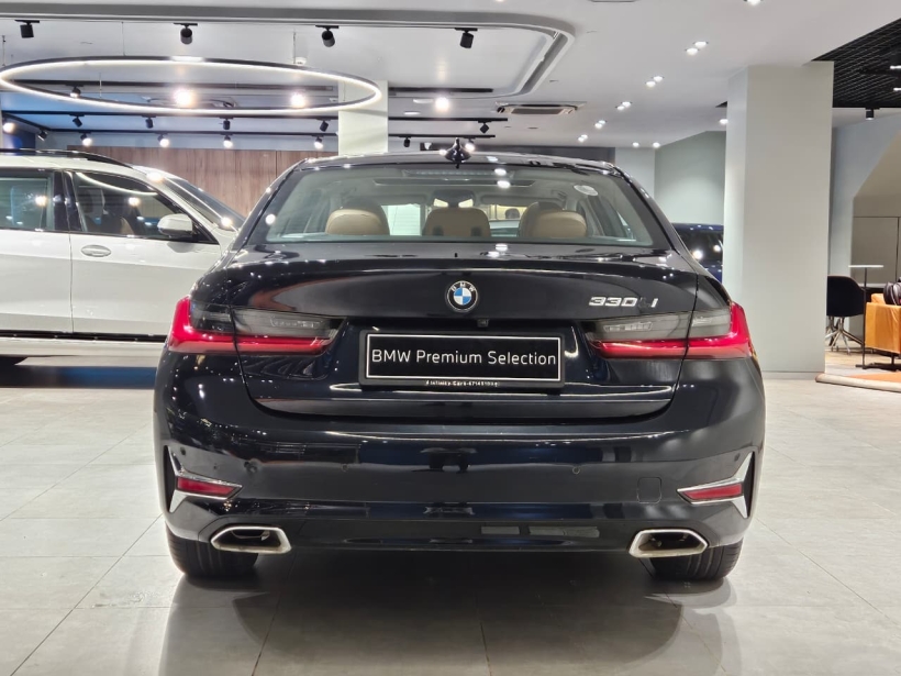 BMW 3 Series Gran Limousine 330Li Luxury Line