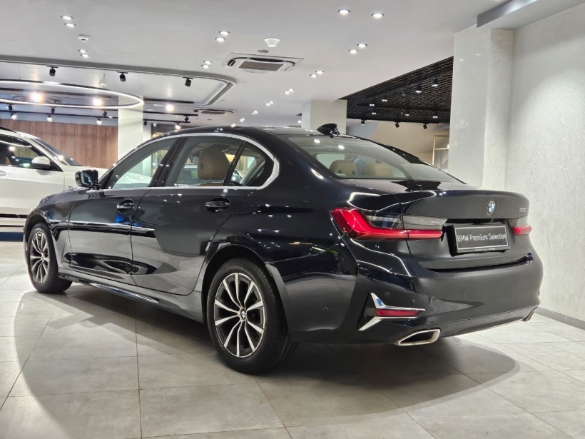BMW 3 Series Gran Limousine 330Li Luxury Line
