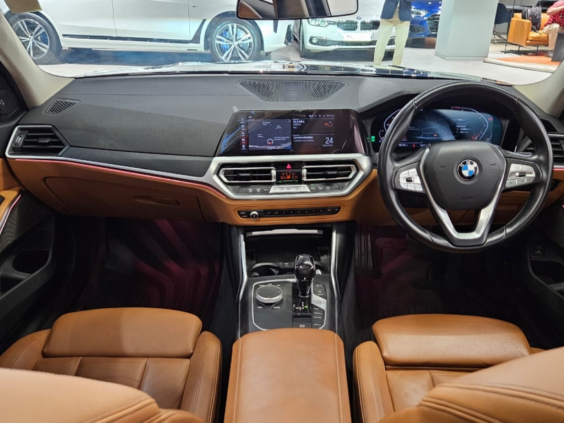 BMW 3 Series Gran Limousine 330Li Luxury Line