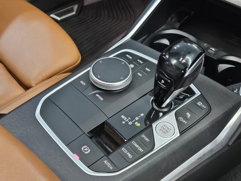 BMW 3 Series Gran Limousine 330Li Luxury Line