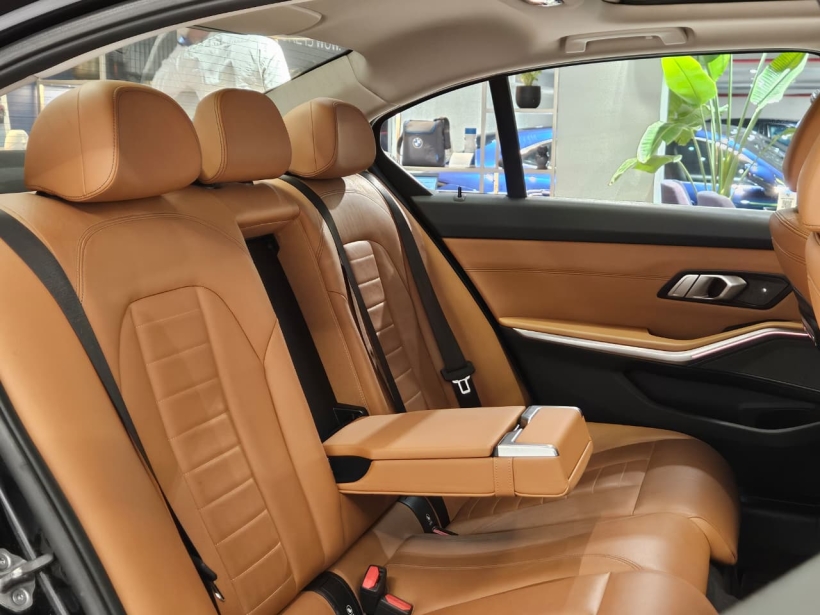 BMW 3 Series Gran Limousine 330Li Luxury Line