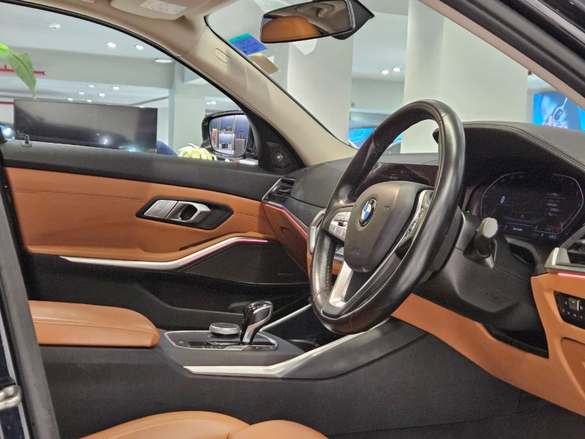 BMW 3 Series Gran Limousine 330Li Luxury Line