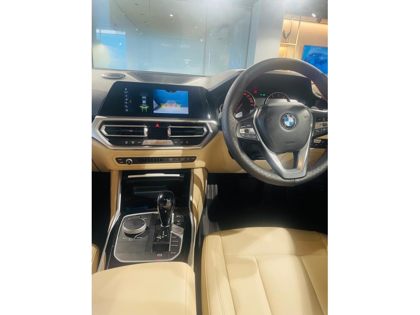 BMW 3 Series 330i Sport