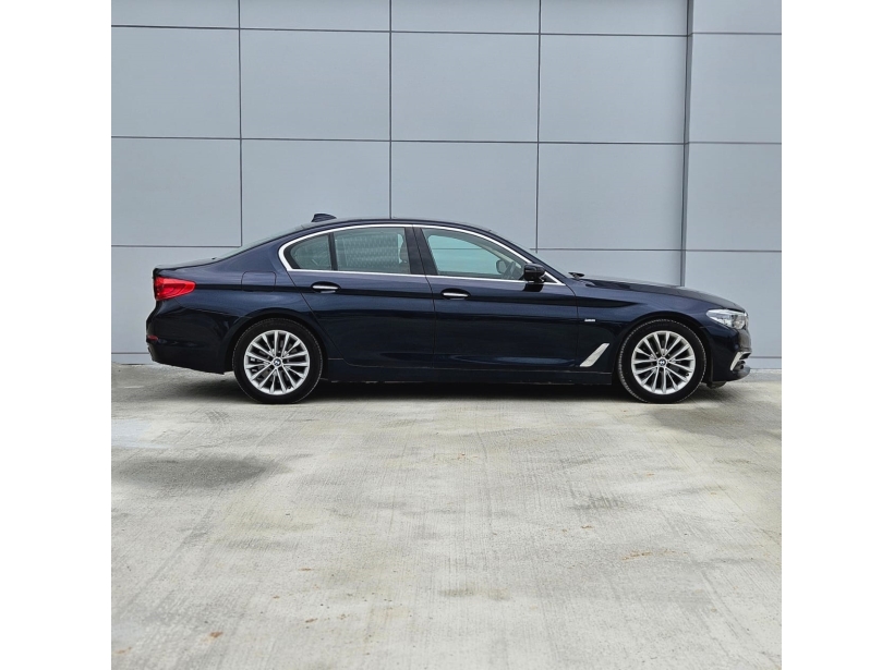 BMW 5 Series 520d Luxury Line