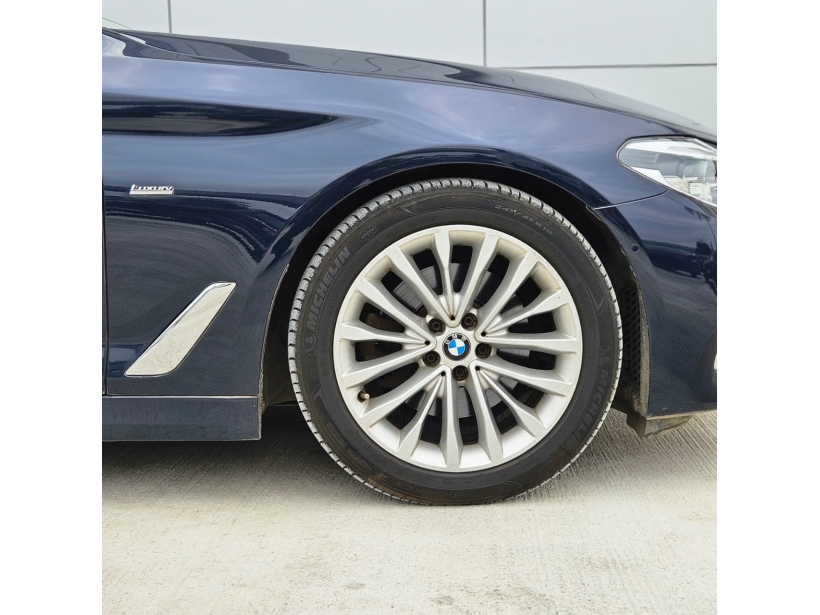 BMW 5 Series 520d Luxury Line