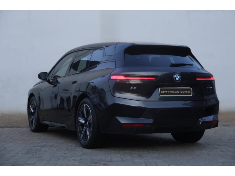 BMW iX xDrive40
