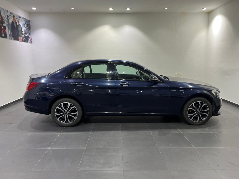 Mercedes Benz C Class C 220d