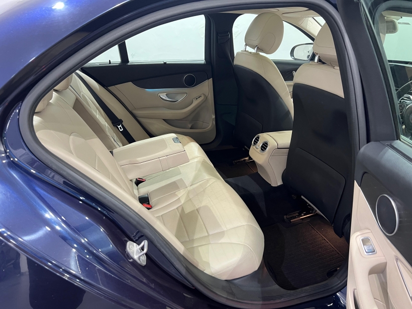 Mercedes Benz C Class C 220d