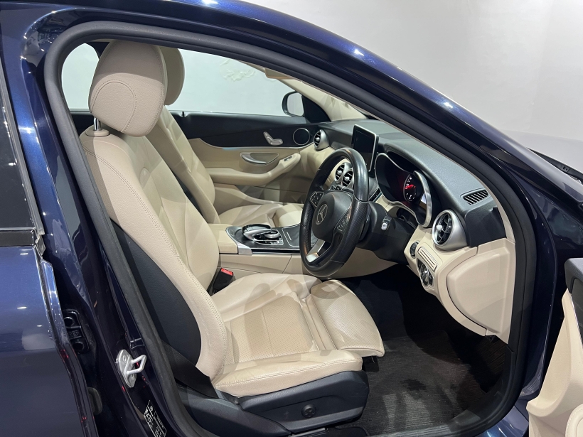 Mercedes Benz C Class C 220d