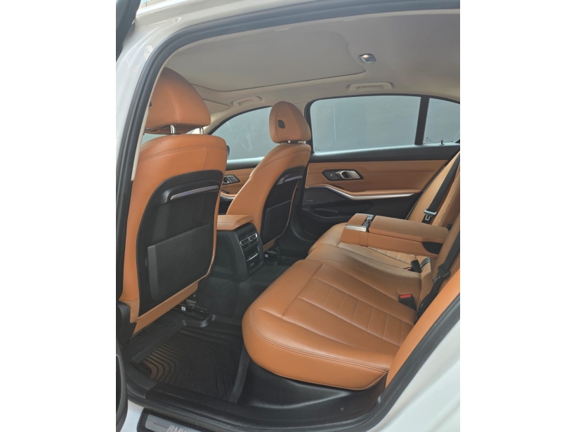 BMW 3 Series Gran Limousine 330Li Luxury Line