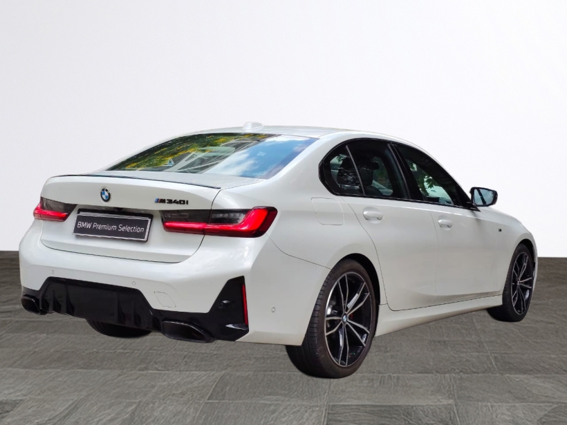 BMW 3 Series M340i xDrive Shadow