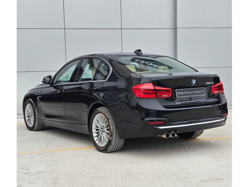 BMW 3 Series 320d Luxury Line F30