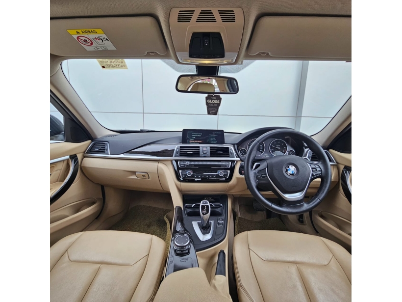 BMW 3 Series 320d Luxury Line F30