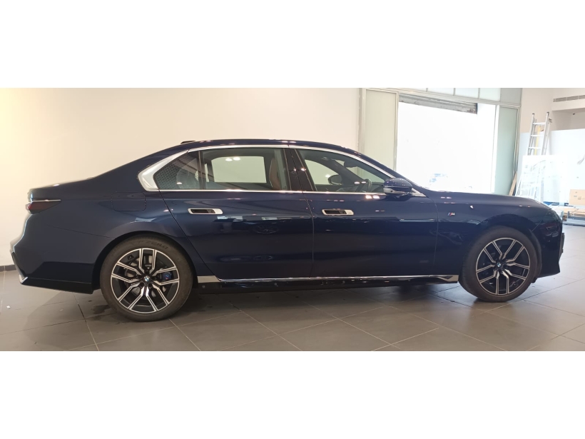 BMW 7 Series 740i M Sport