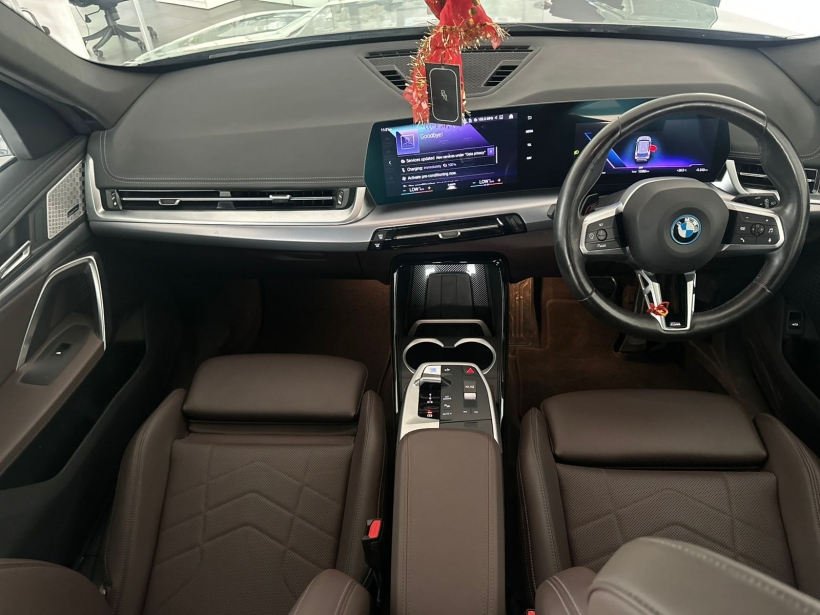 BMW iX1 xDrive30