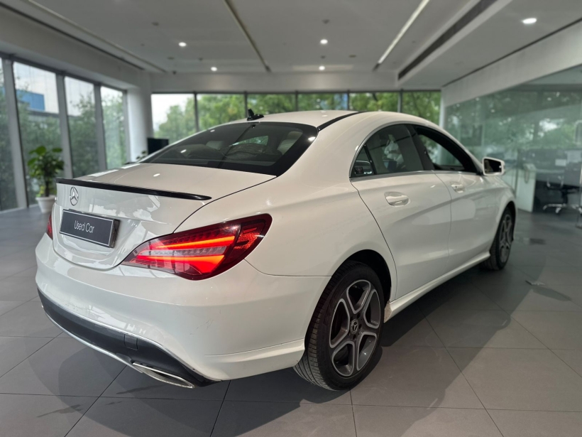 Mercedes Benz CLA Class 200 Sport