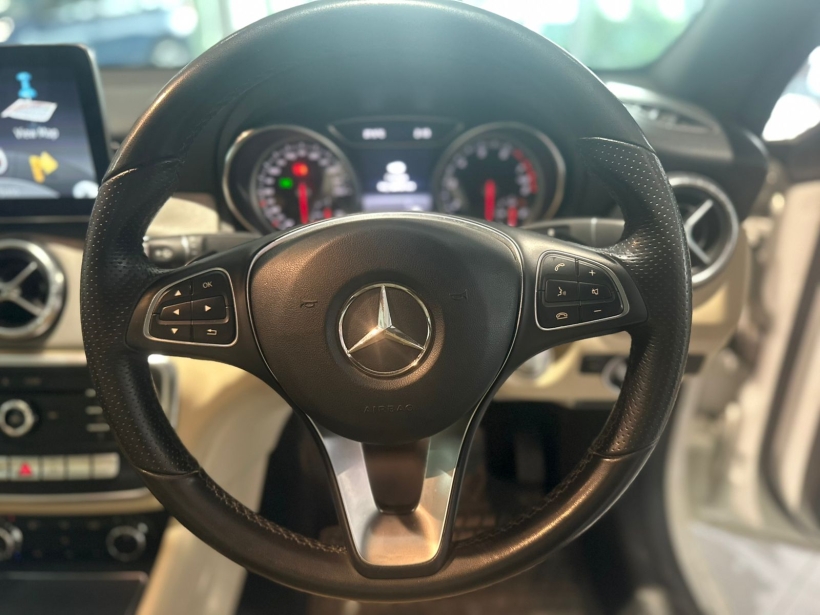 Mercedes Benz CLA Class 200 Sport