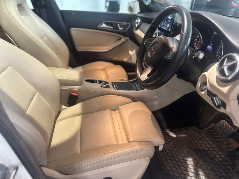 Mercedes Benz CLA Class 200 Sport