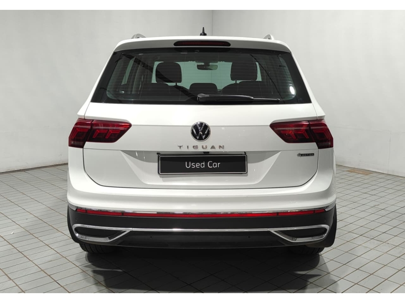 Volkswagen Tiguan Elegance 2.0 TSI DSG Volkswagen Tiguan Elegance 2.0 TSI DSG