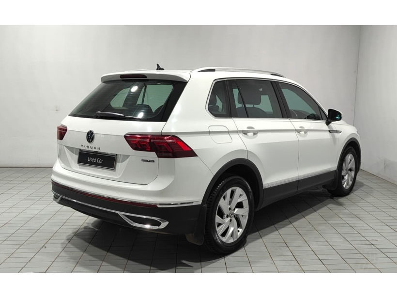 Volkswagen Tiguan Elegance 2.0 TSI DSG Volkswagen Tiguan Elegance 2.0 TSI DSG