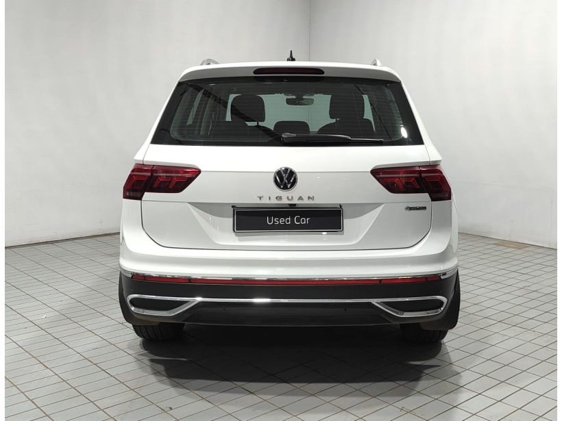 Volkswagen Tiguan Elegance 2.0 TSI DSG Volkswagen Tiguan Elegance 2.0 TSI DSG