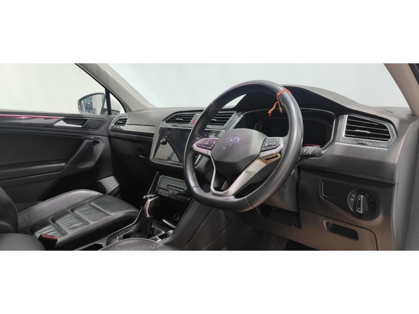 Volkswagen Tiguan Elegance 2.0 TSI DSG Volkswagen Tiguan Elegance 2.0 TSI DSG